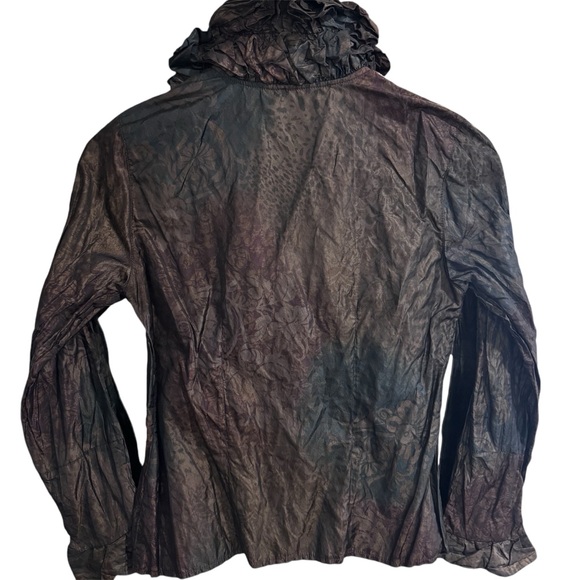 Crinkle Ruffle Blouse - Picture 4 of 6